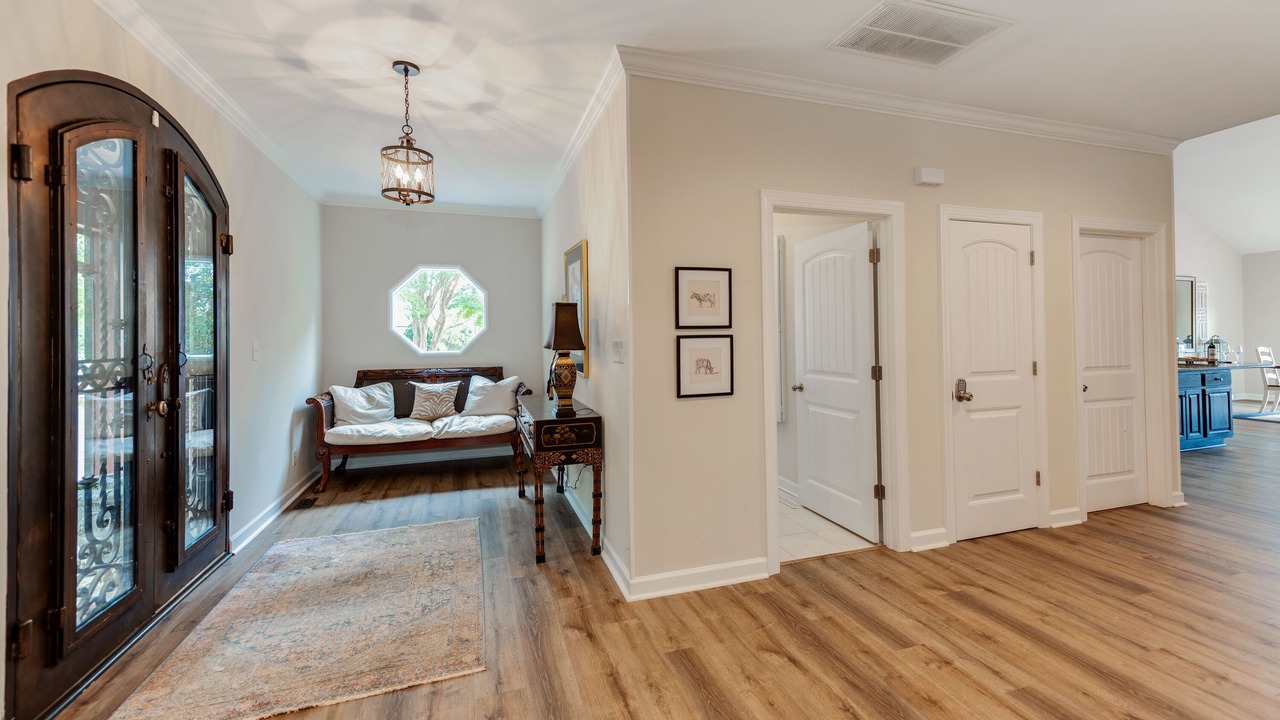 Photo of Livingroom in Steele Creek