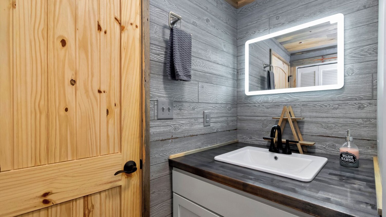 Photo of Bathroom in Charter Hills