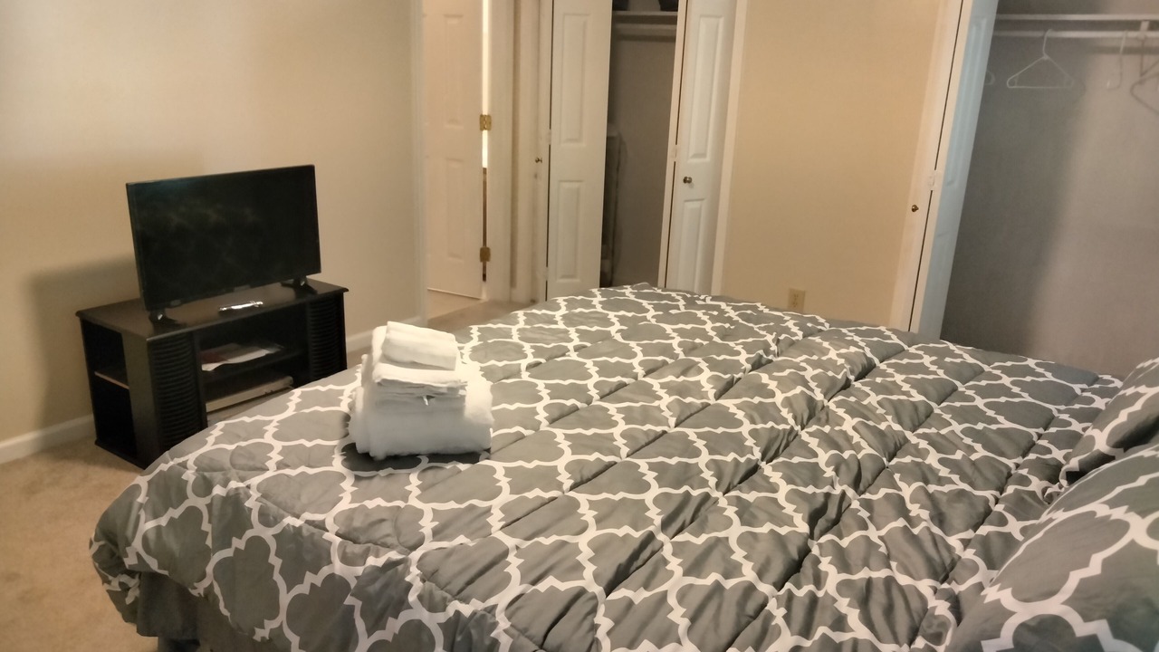Photo of Bedroom in Apex