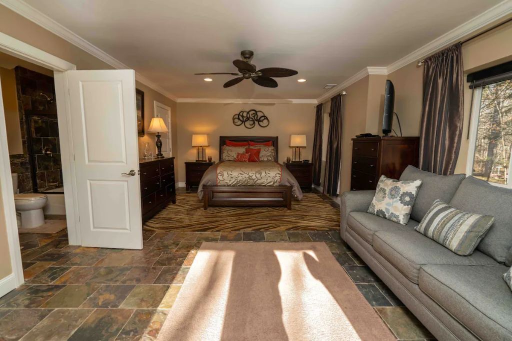 Photo of Bedroom in Black Mountain