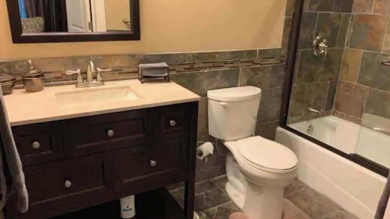 Photo of Bathroom in Black Mountain