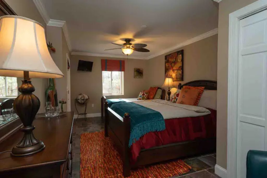 Photo of Bedroom in Black Mountain
