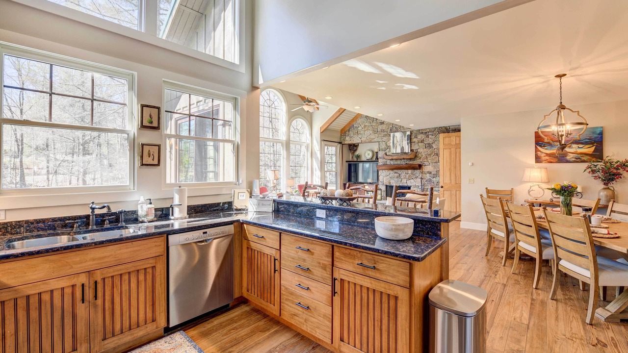 Photo of Kitchen in Lake Toxaway
