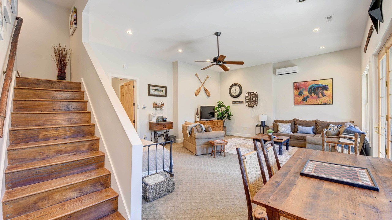 Photo of Bedroom in Lake Toxaway