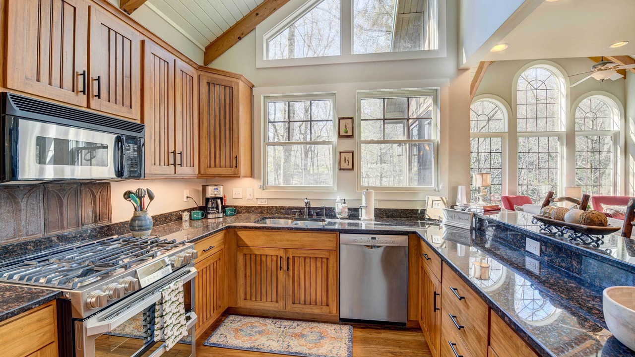 Photo of Kitchen in Lake Toxaway