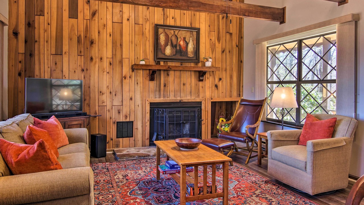 Photo of Livingroom in Burnsville