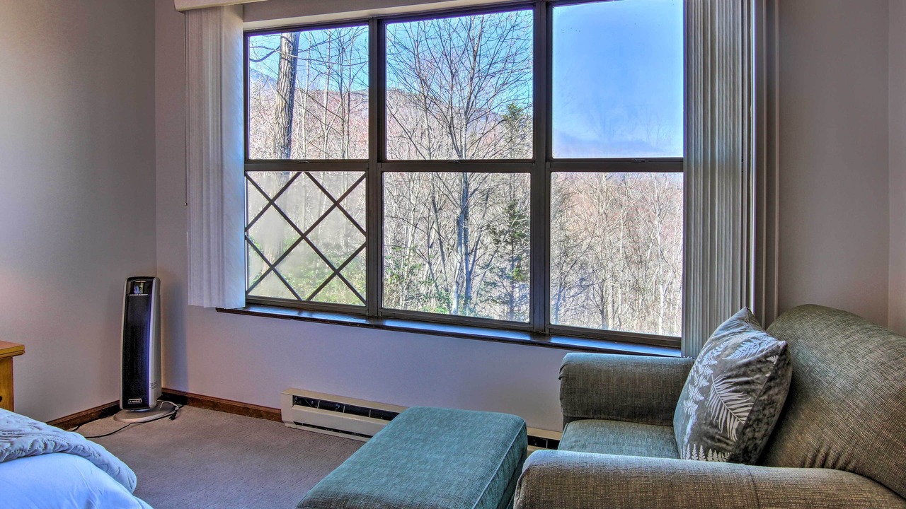 Photo of Livingroom in Burnsville