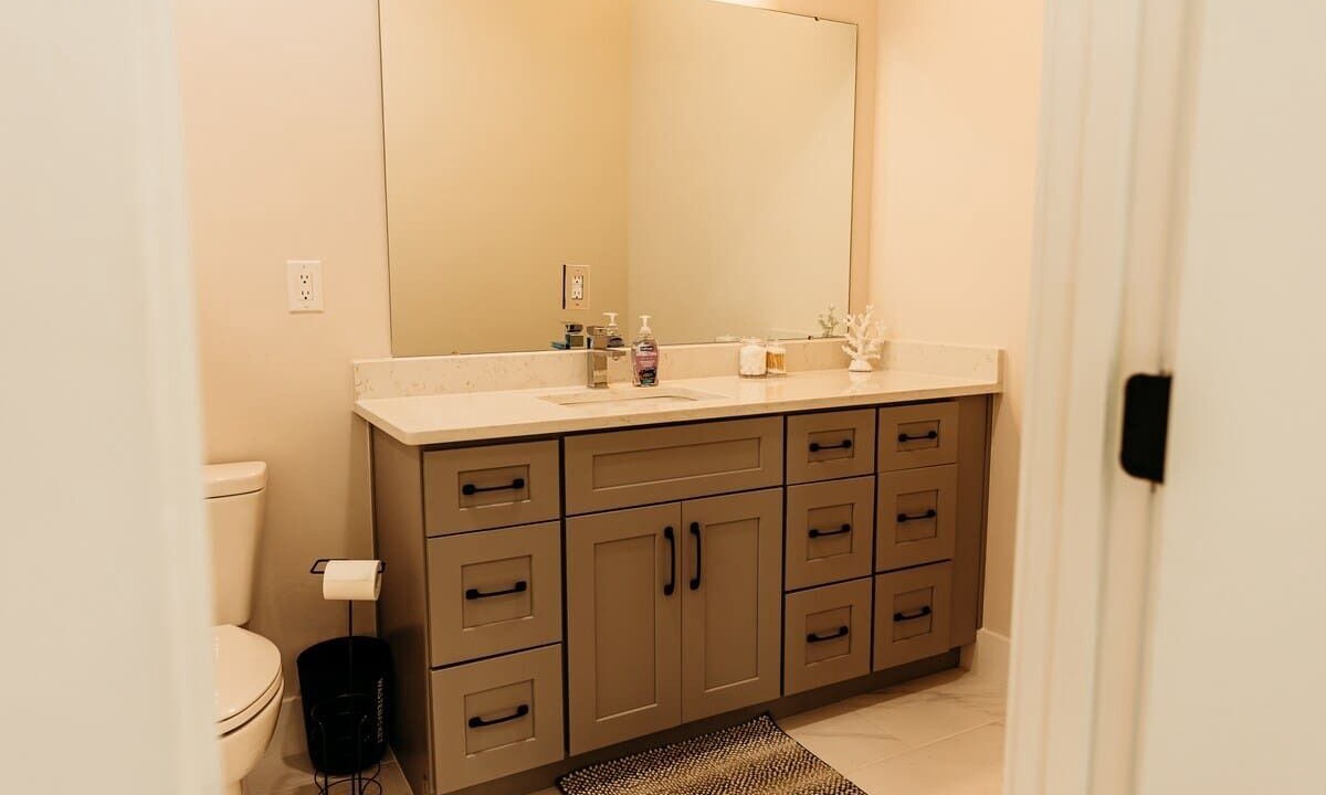 Photo of Bathroom in Garden City