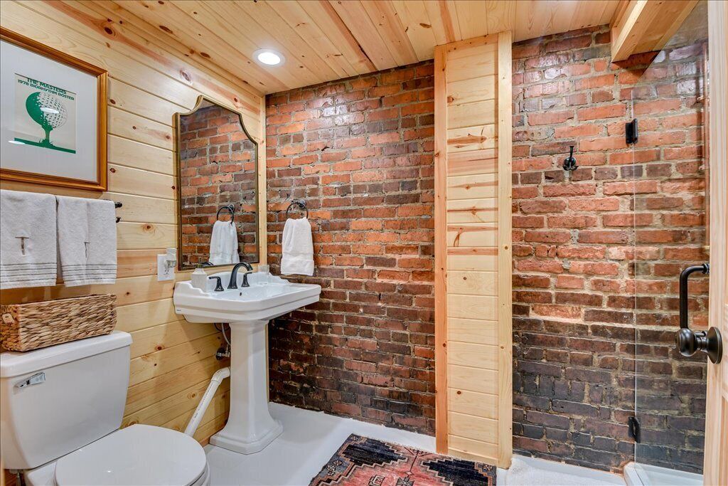 Photo of Bathroom in Summerville