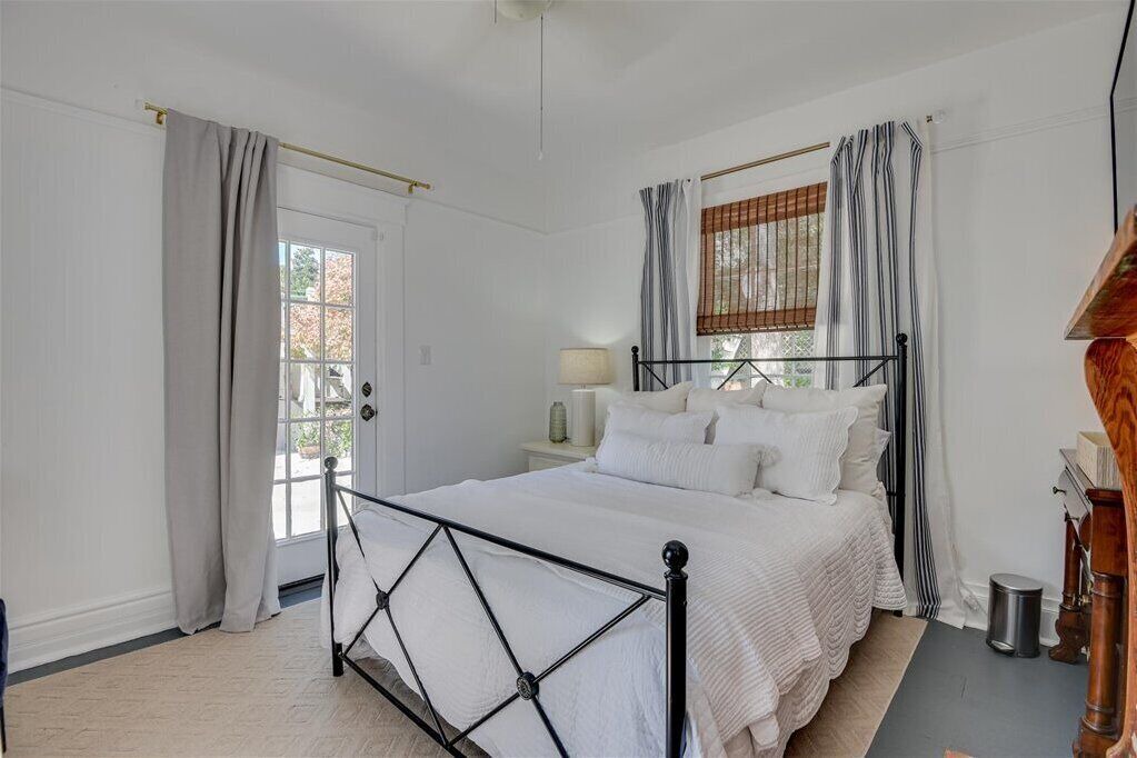 Photo of Bedroom in Summerville