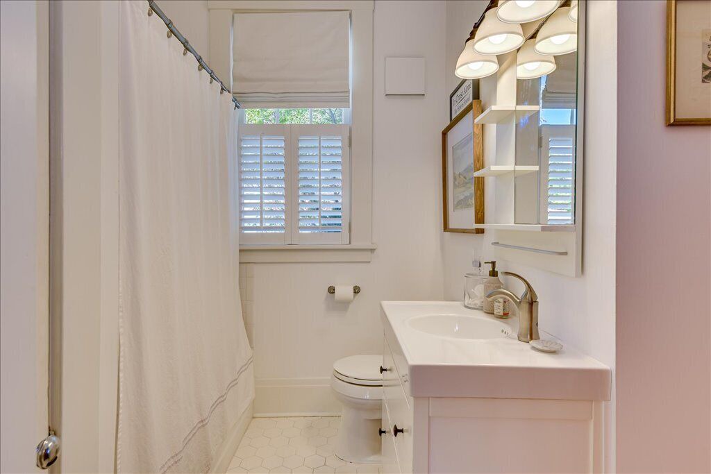 Photo of Bathroom in Summerville
