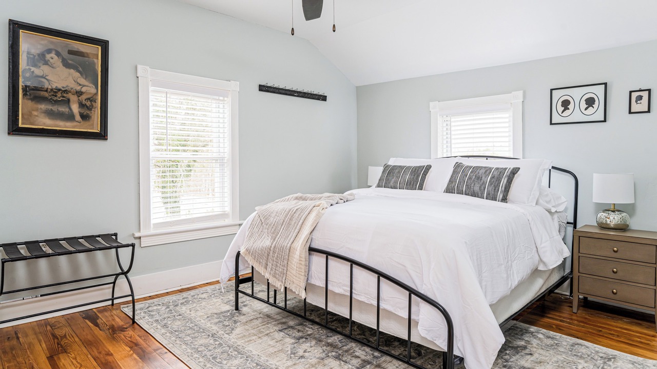 Photo of Bedroom in Fairview
