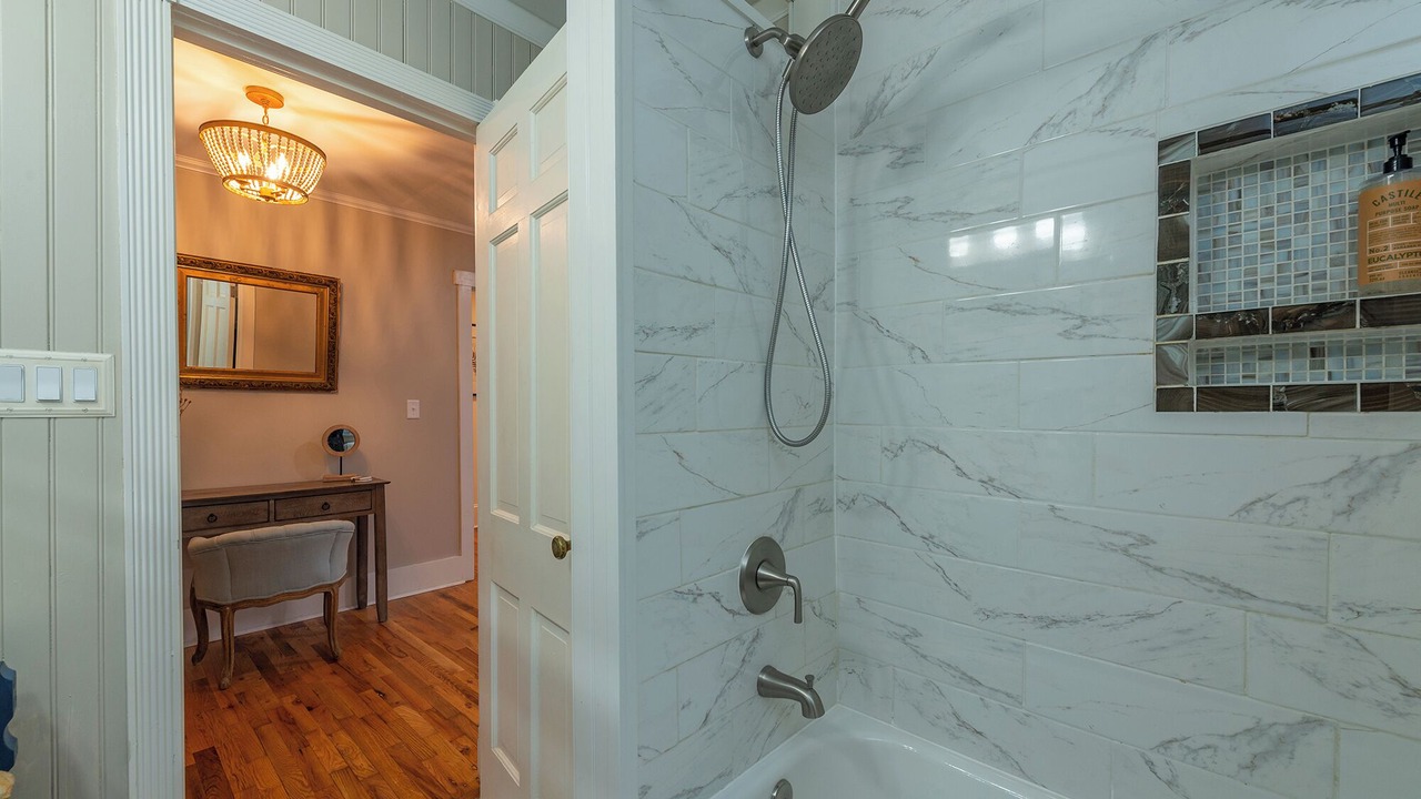 Photo of Bathroom in Fairview
