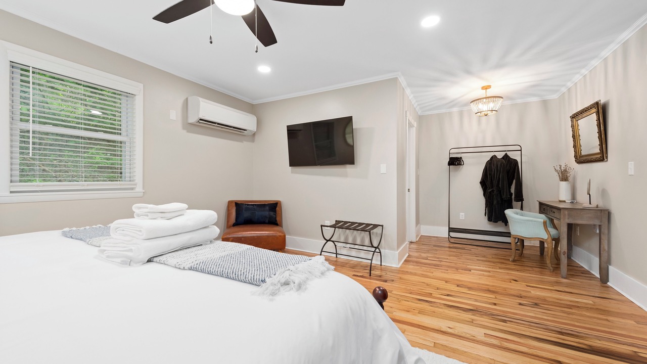 Photo of Bedroom in Fairview