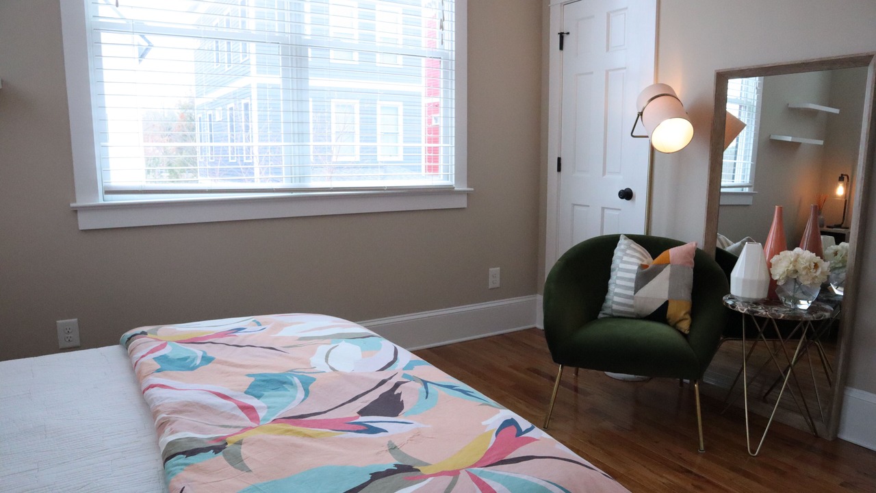 Photo of Bedroom in Downtown