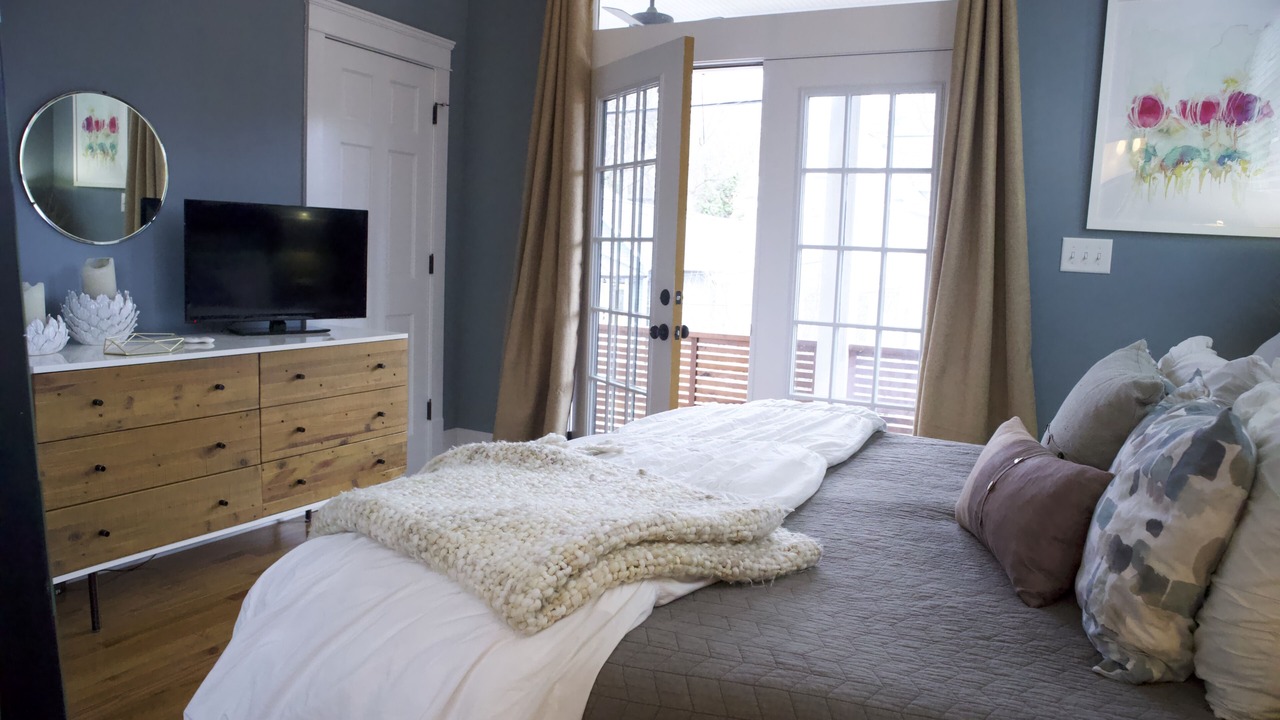 Photo of Bedroom in Downtown