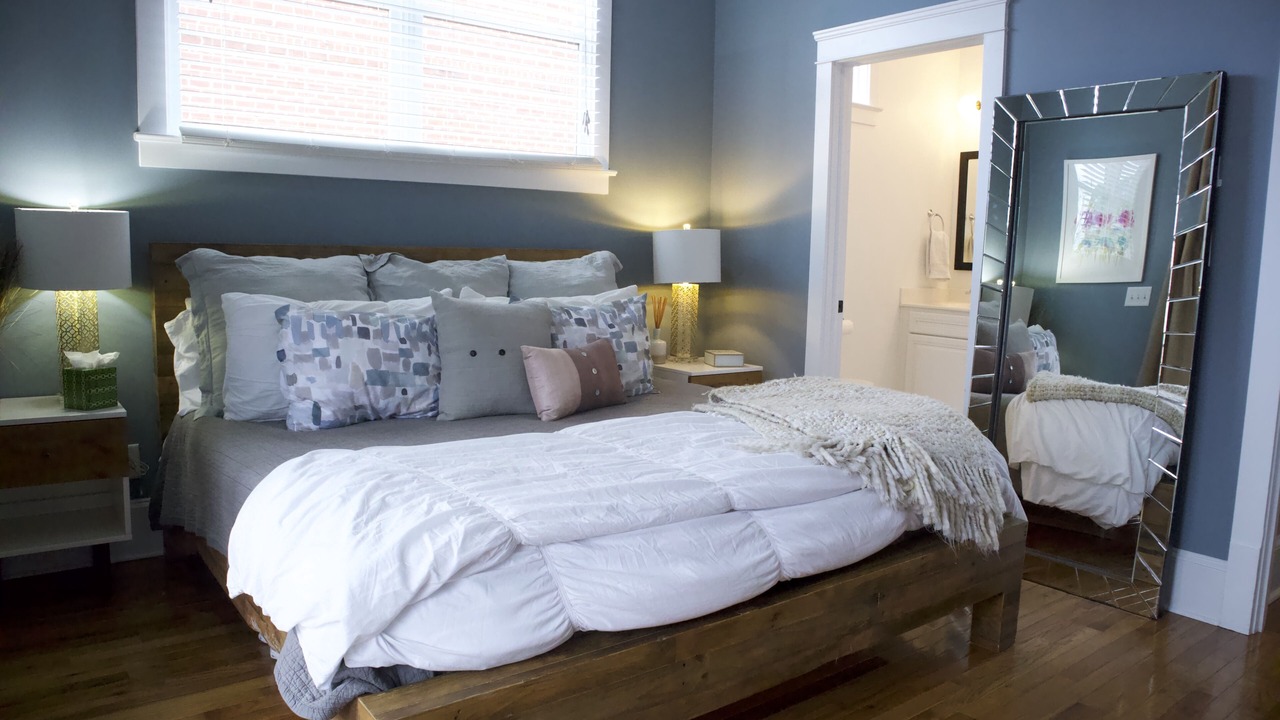 Photo of Bedroom in Downtown