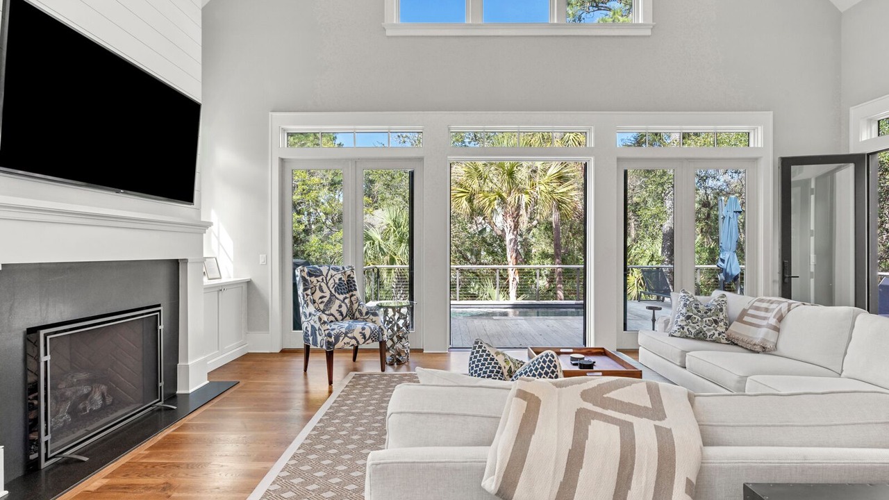 Photo of Livingroom in Vanderhorst Plantation