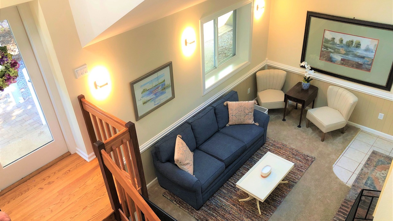 Photo of Livingroom in Northeast Raleigh