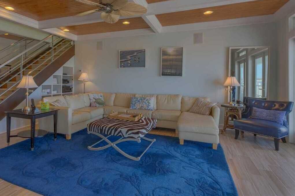 Photo of Livingroom in Holden Beach