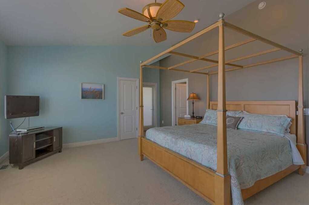 Photo of Bedroom in Holden Beach