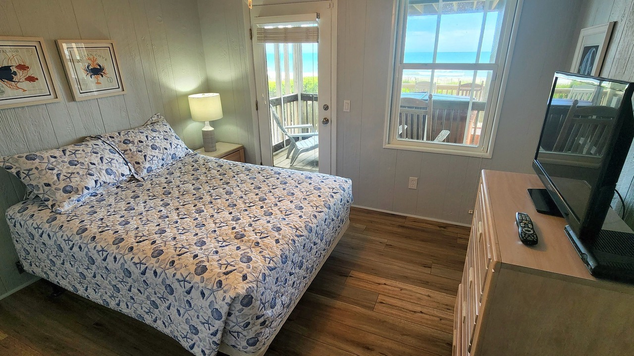 Photo of Bedroom in Holden Beach