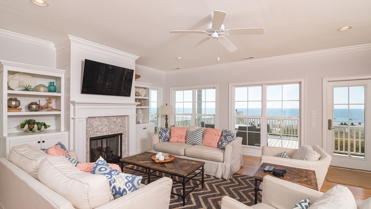 Photo of Livingroom in Holden Beach
