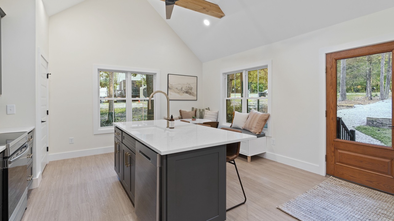 Photo of Kitchen in Manson