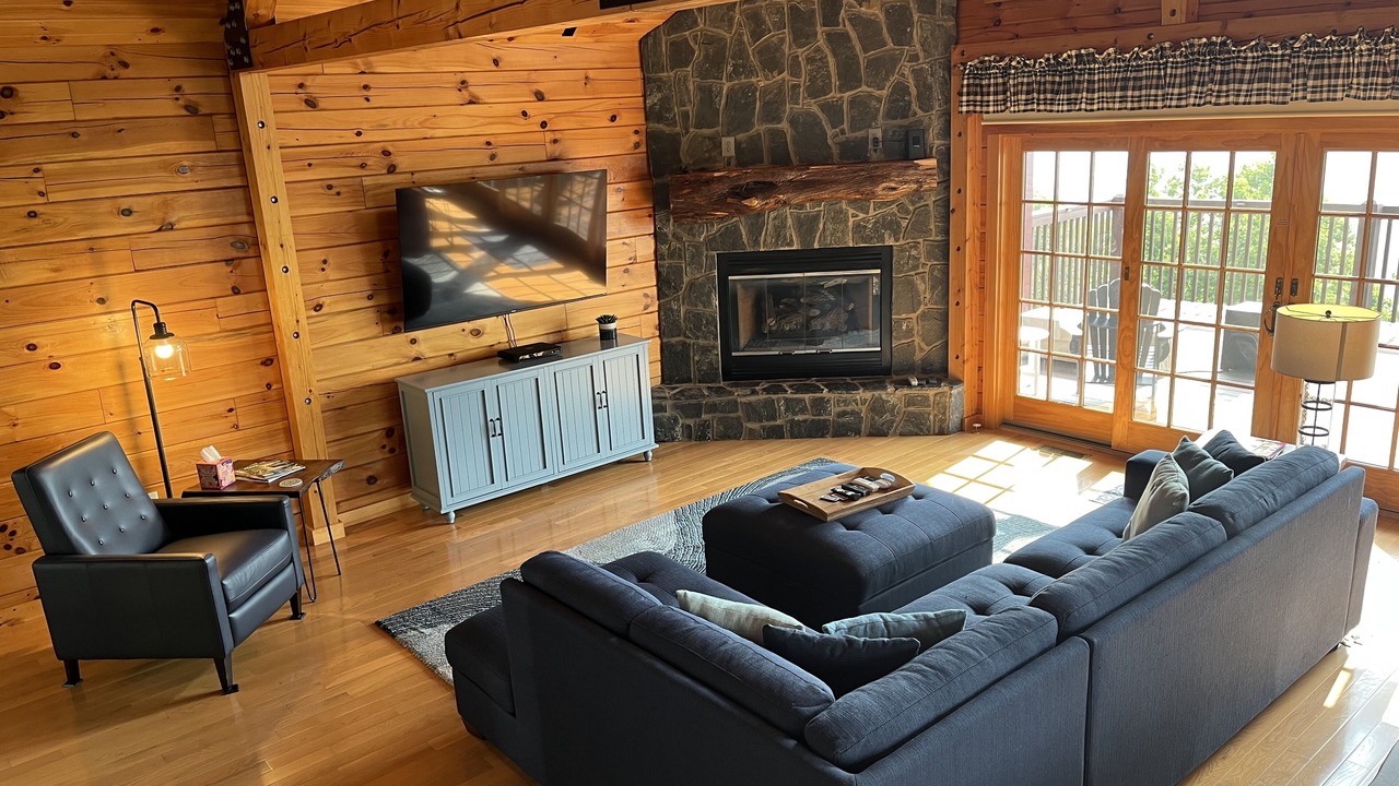 Photo of Livingroom in Bostic
