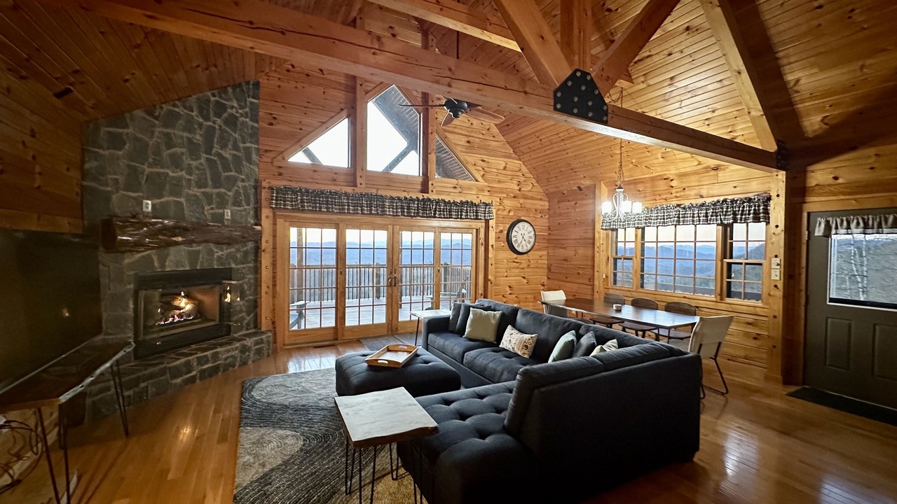 Photo of Livingroom in Bostic