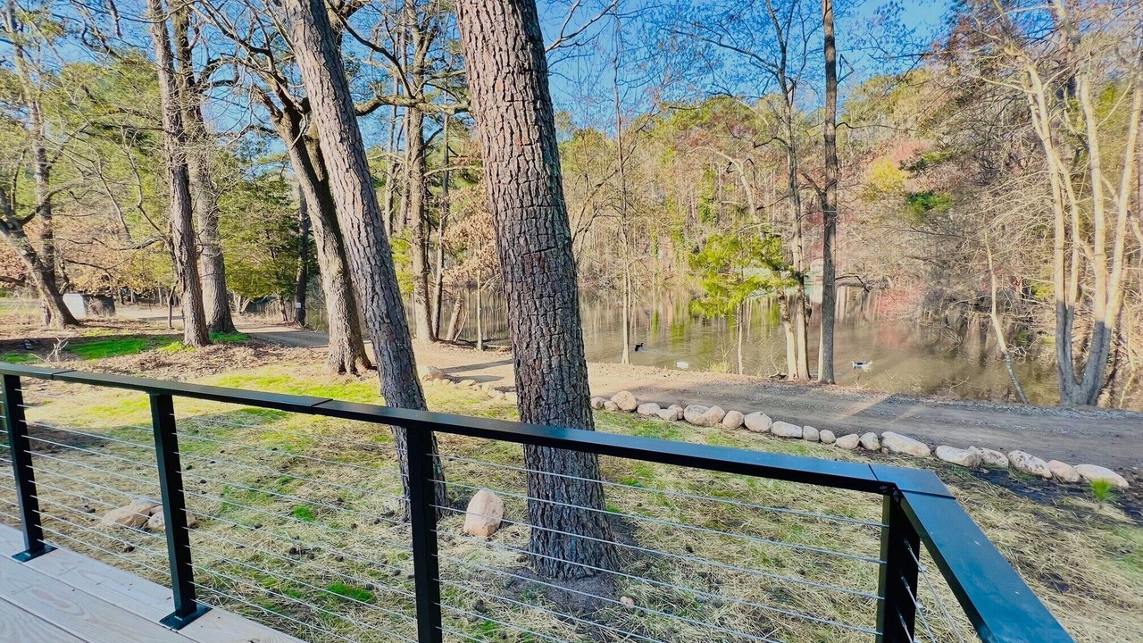 Photo of Outdoor in Bynum
