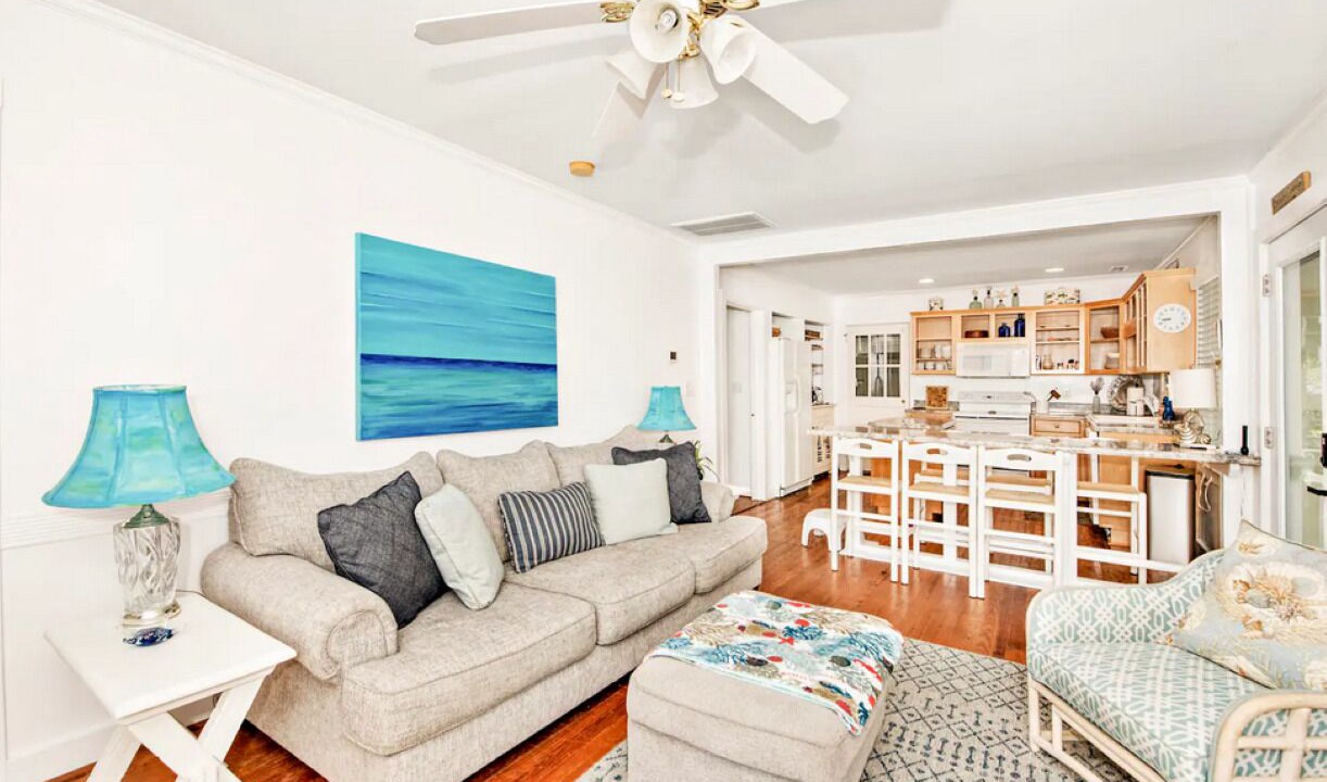 Photo of Livingroom in Wrightsville Beach