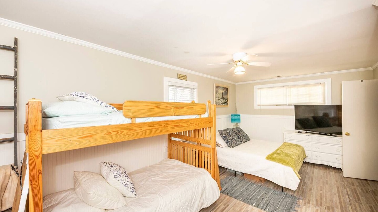 Photo of Bedroom in Wrightsville Beach