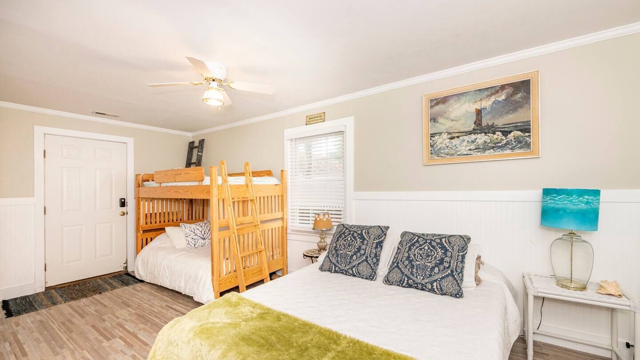 Photo of Bedroom in Wrightsville Beach