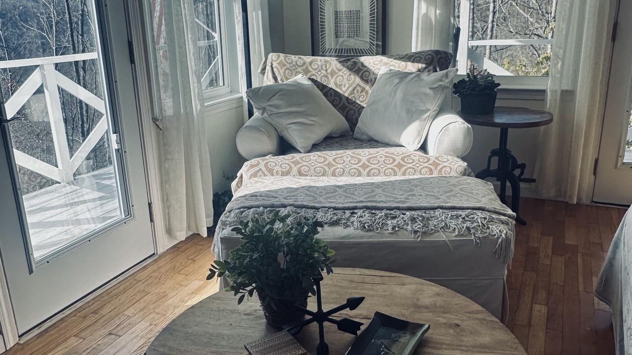 Photo of Livingroom in Franklin