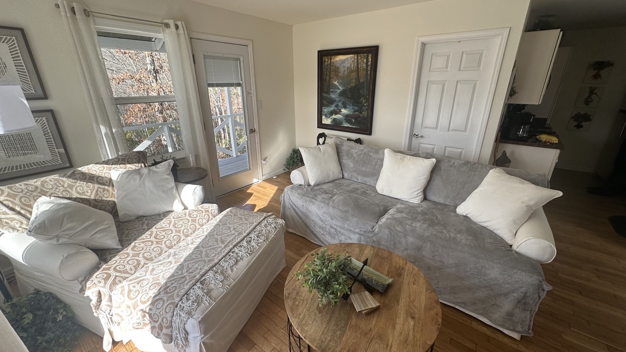 Photo of Livingroom in Franklin
