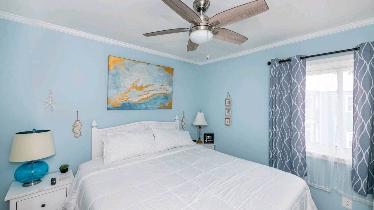 Photo of Bedroom in McCutcheon Field