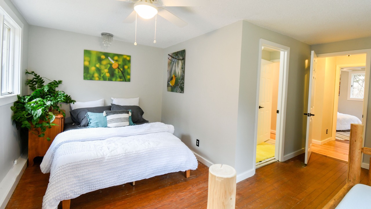 Photo of Bedroom in Weaverville