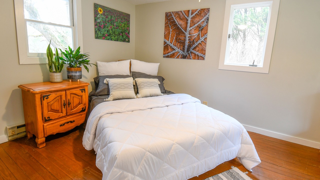 Photo of Bedroom in Weaverville