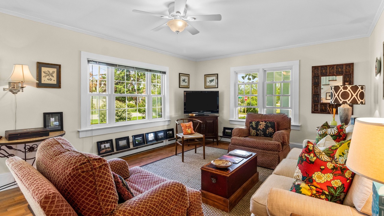 Photo of Livingroom in Marshallberg