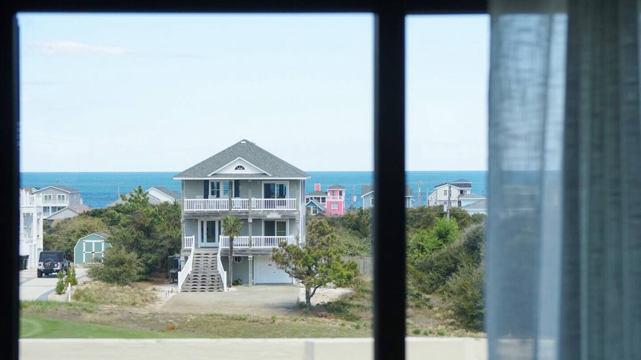 Photo of Bedroom in Sea Scape