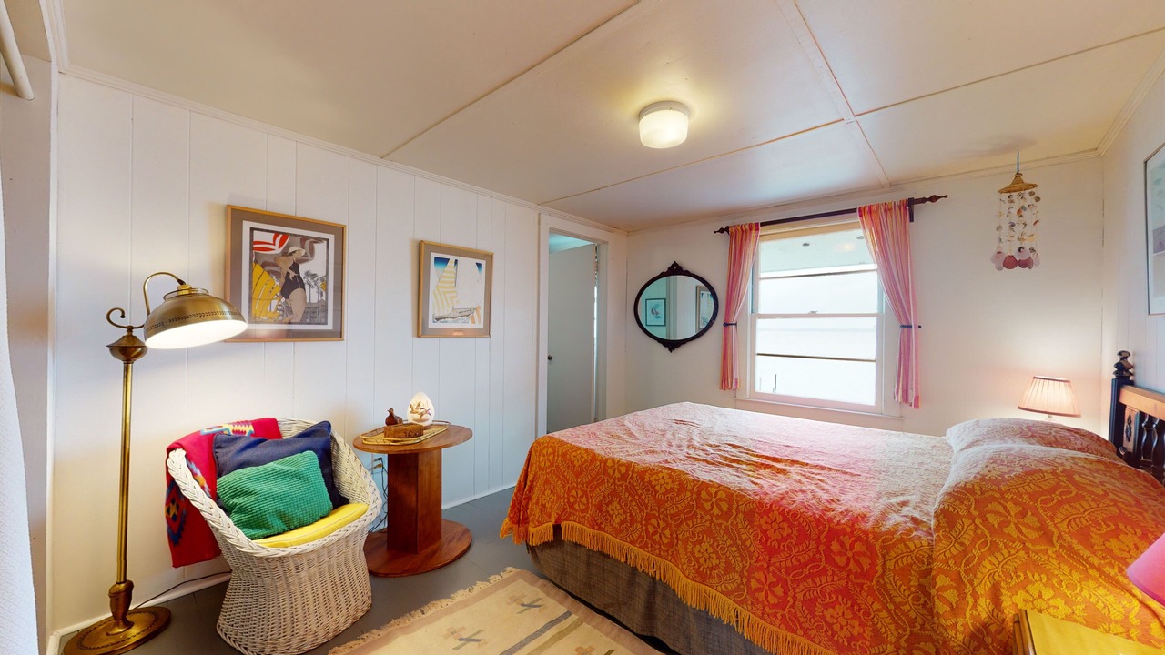 Photo of Bedroom in River Road