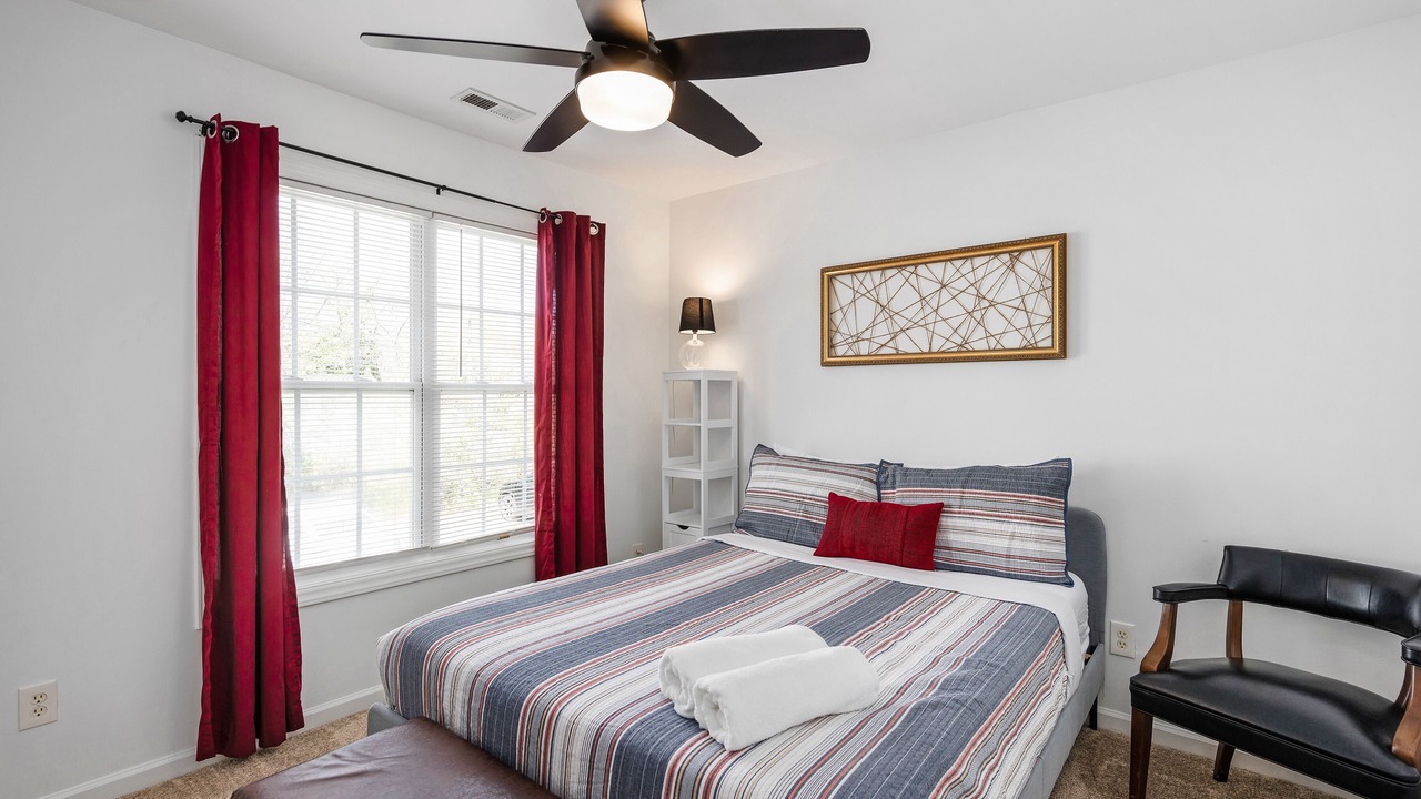 Photo of Bedroom in Downtown