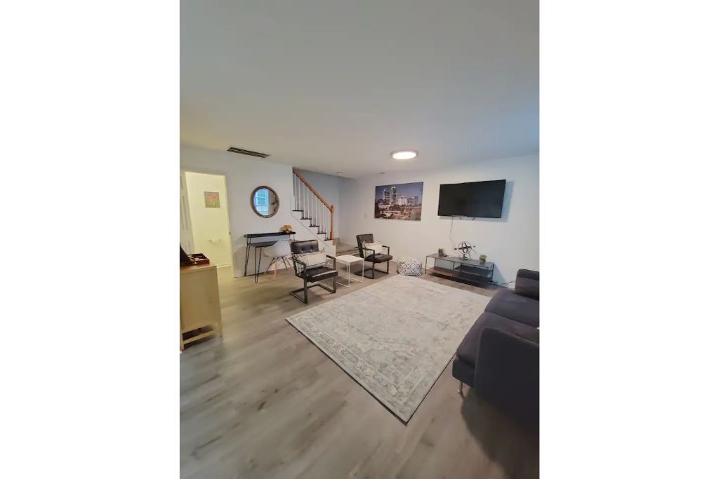 Photo of Livingroom in Downtown