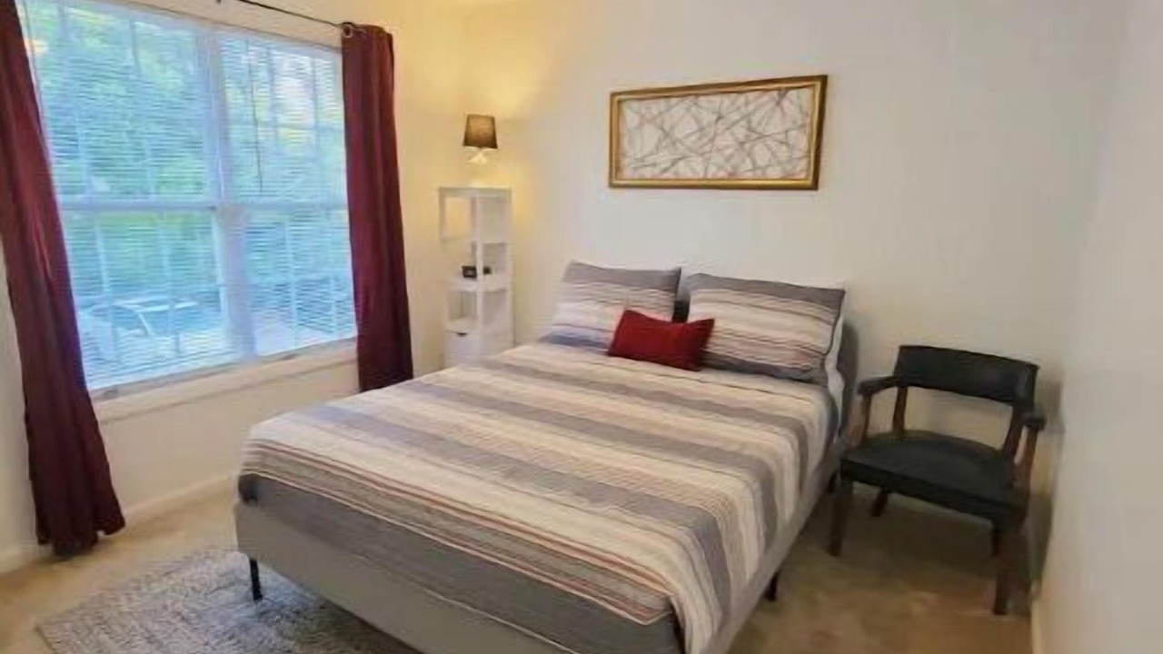 Photo of Bedroom in Downtown