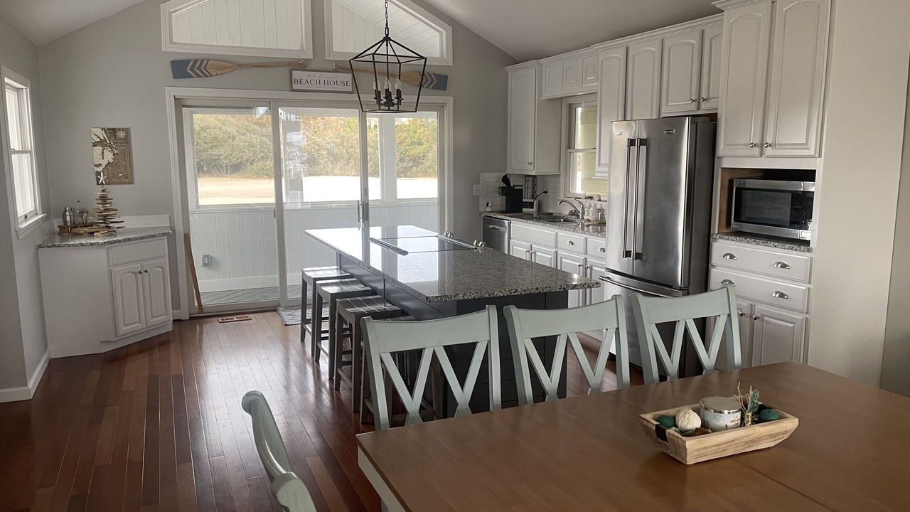 Photo of Kitchen in Sea Scape