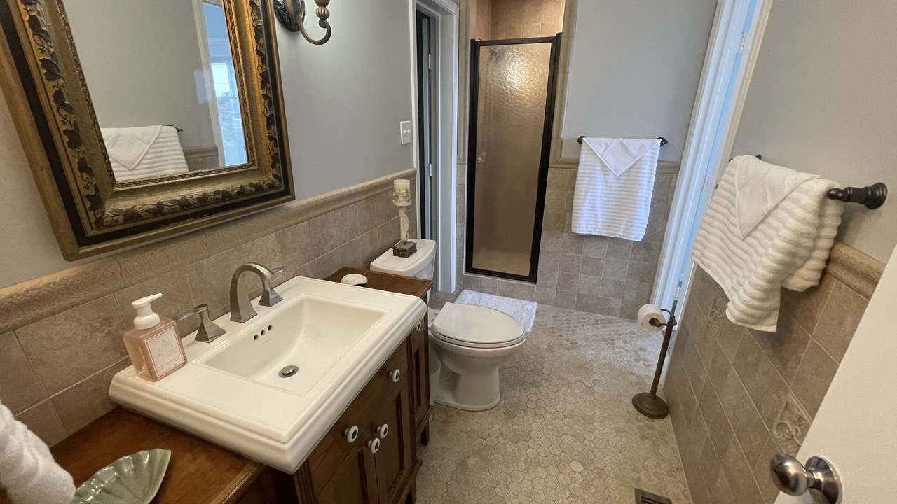 Photo of Bathroom in Sea Scape