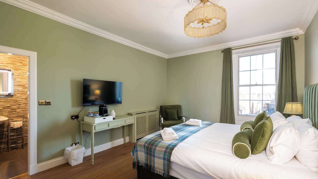 Photo of Bedroom in New Town