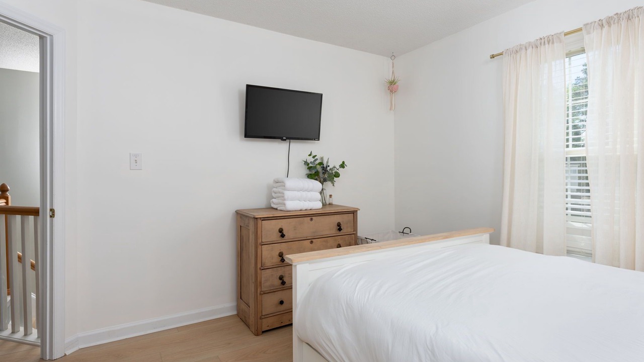 Photo of Bedroom in Silver Lake