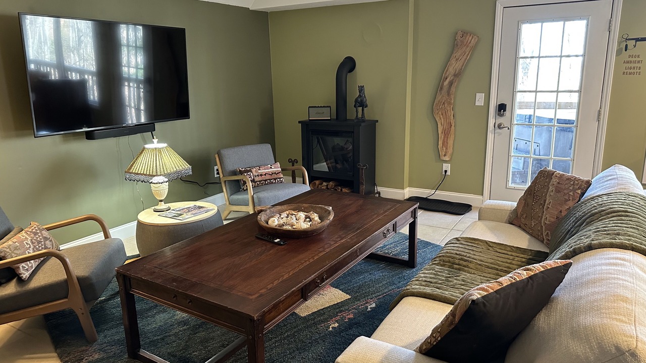 Photo of Livingroom in Woodfin
